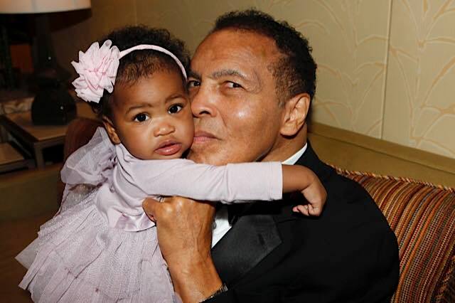 Muhammad Ali and his granddaughter (Photo: Laila Ali/Facebook)